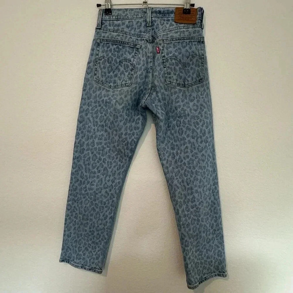 Levi's Wedgie Straight Jeans Womens 24 Leopard Print High Rise - Picture 9 of 9
